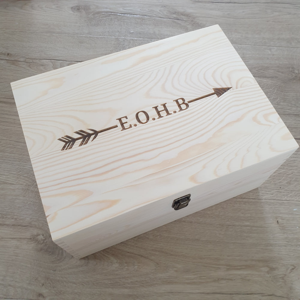 Initials arrow Wooden Keepsake Box