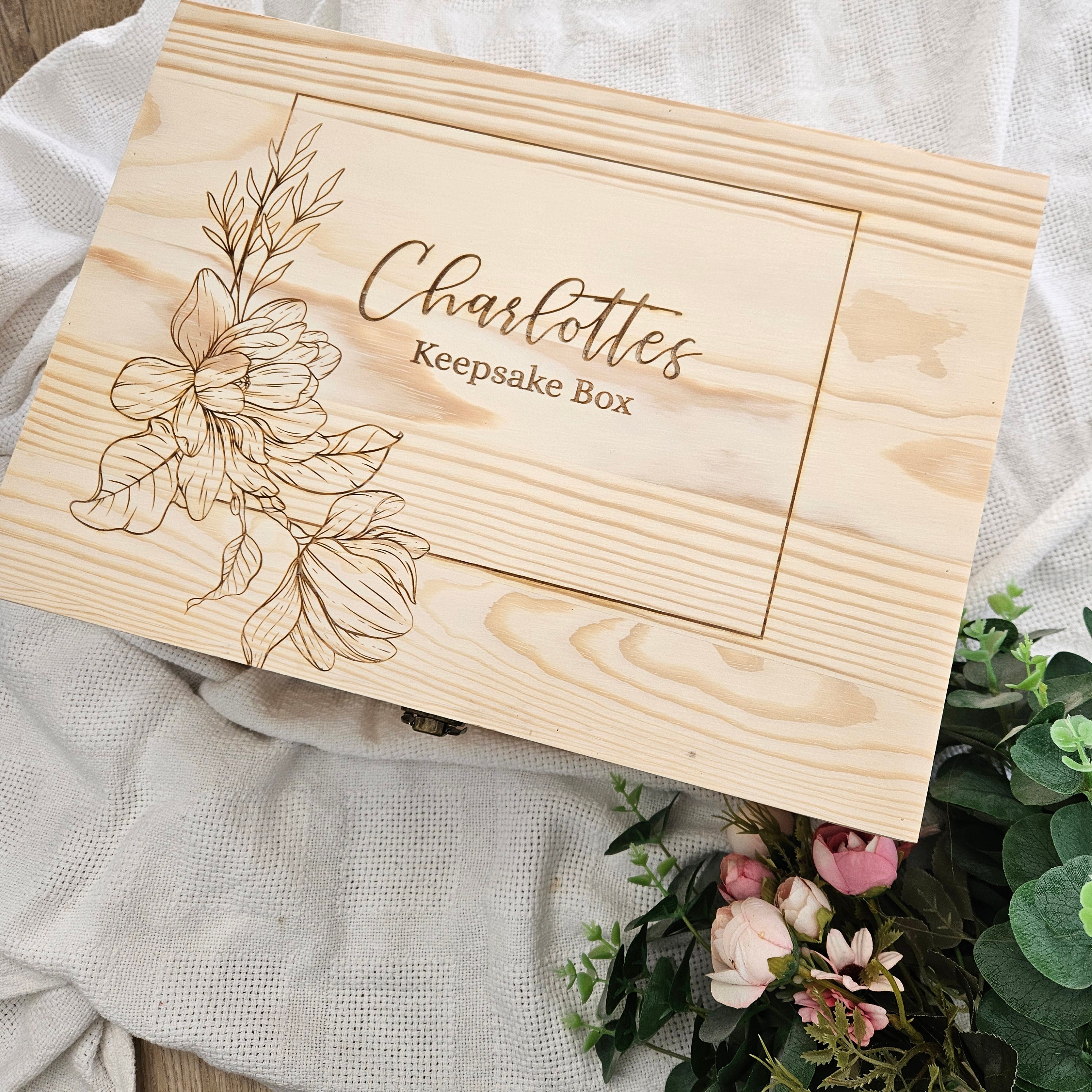 Magnolia Wooden Keepsake Box