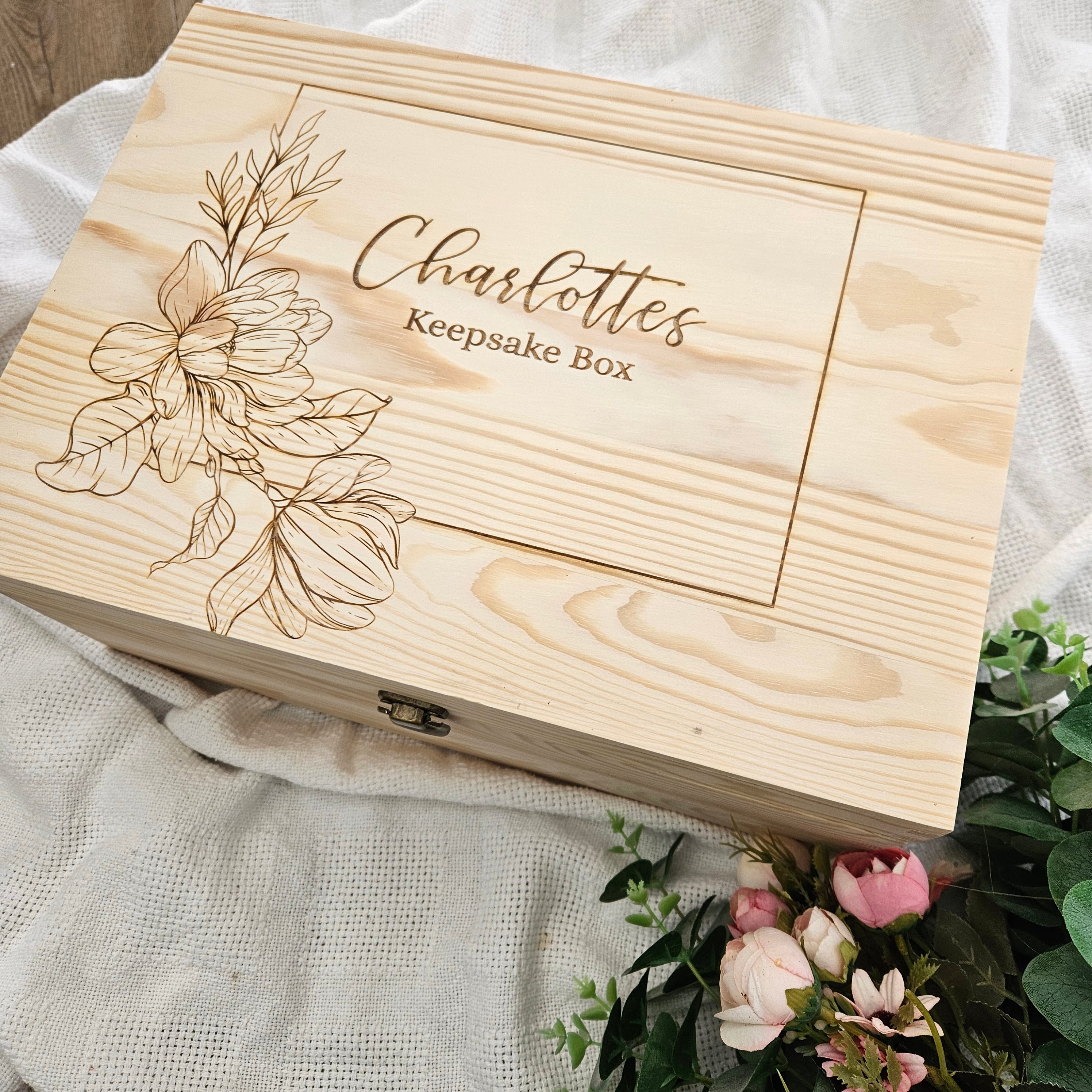 Magnolia Wooden Keepsake Box